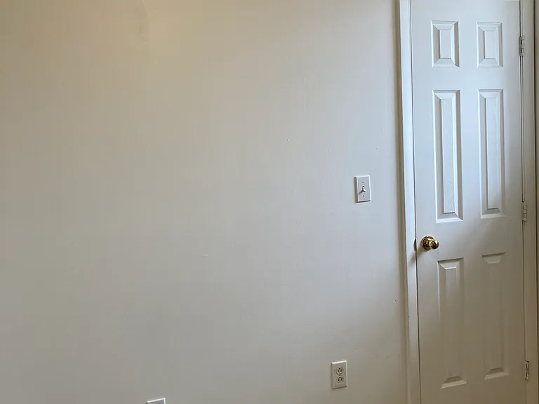 5752 Ellsworth Ave #11-C — Photo 23