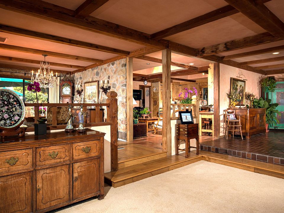 Charming and warm ambiance