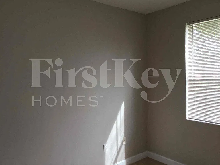 10773 SW 245th St — Photo 9