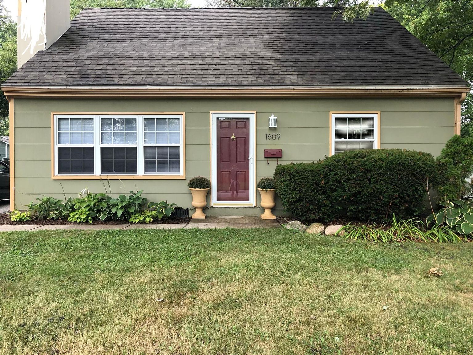 1609 Franklin St, Valparaiso, IN 46383 Zillow