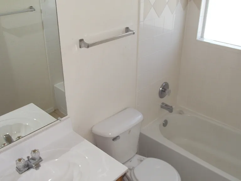 11128 Ilan Ramon Pl — Photo 9