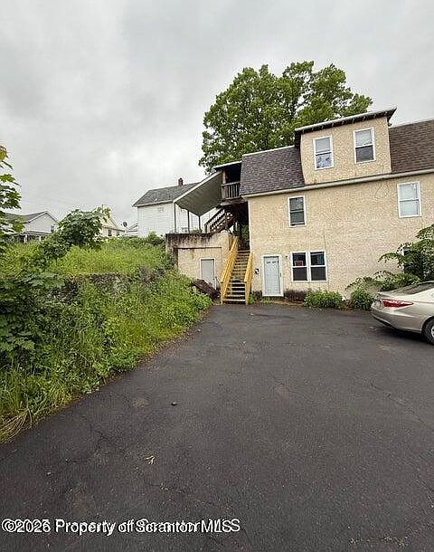 2nd image of 603 S Blakely St