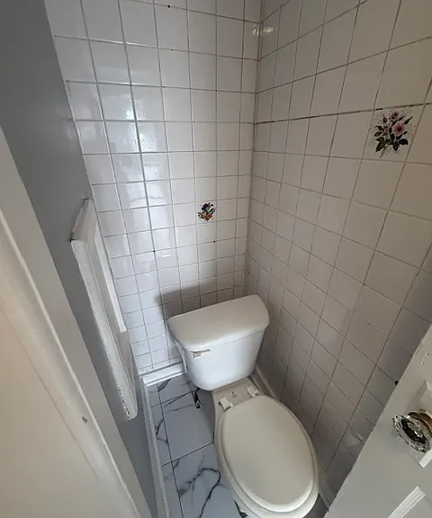589 South St #7 — Photo 9