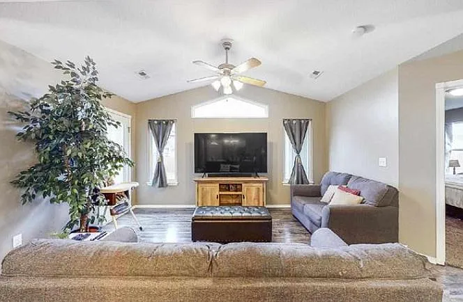 1001 Kadence Ln — Photo 7