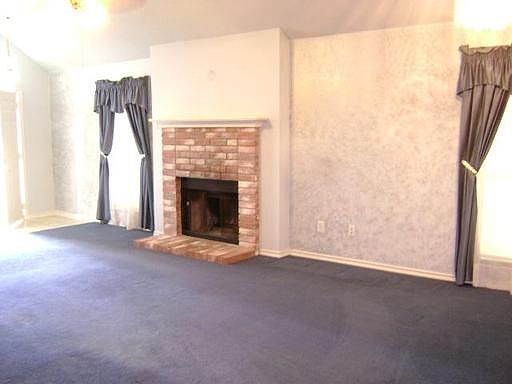 4th image of 1515 Develon Dr