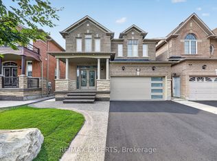 22 Arctic Willow Rd, Brampton, ON L6R3K8