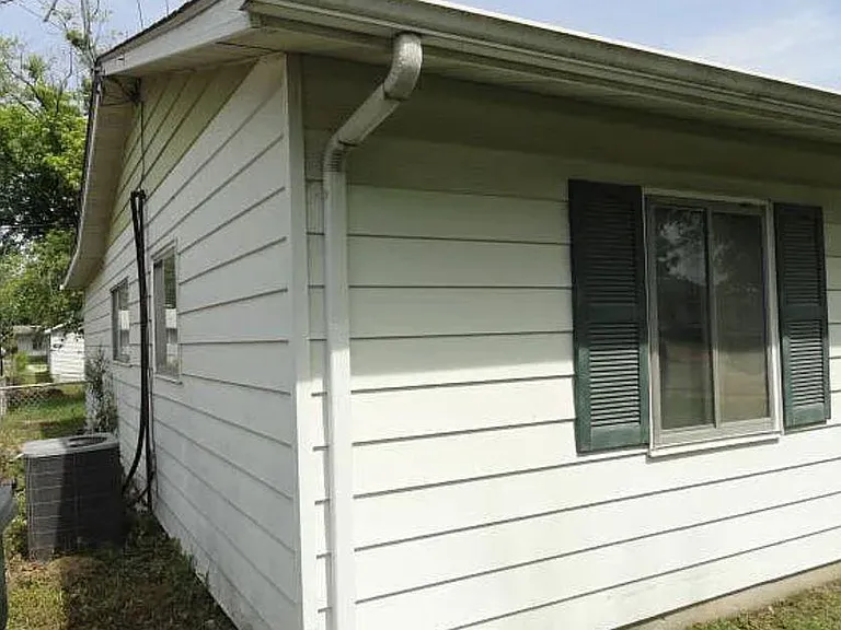 113 Saint Barbara Ln — Photo 2