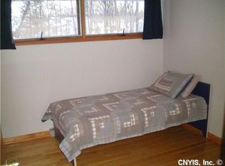 501 Palmer Dr, North Syracuse, NY 13212