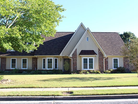 2nd image of 8855 Doveland Dr
