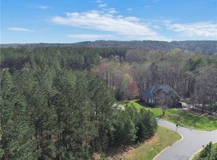 5013 Hermitage Ct #L 201, Belmont, NC 28012