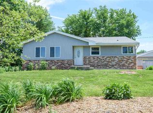 14485 Townline Rd, Pekin, IL 61554