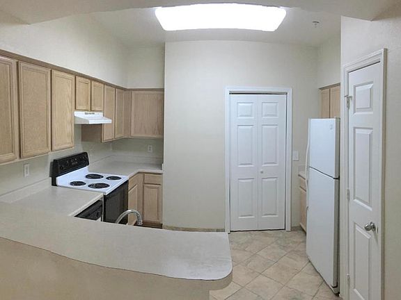4th image of 700 Daniel Ellis Dr APT 8101