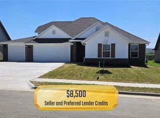 205 Pennington, Prairie Grove, AR 72753