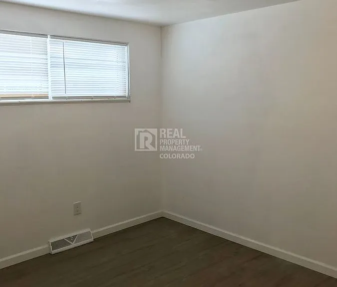 13626 E 13th Pl — Photo 13