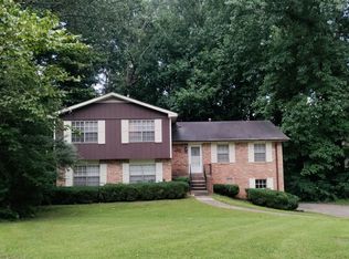 482 Burgundy Ct, Stone Mountain, GA 30087