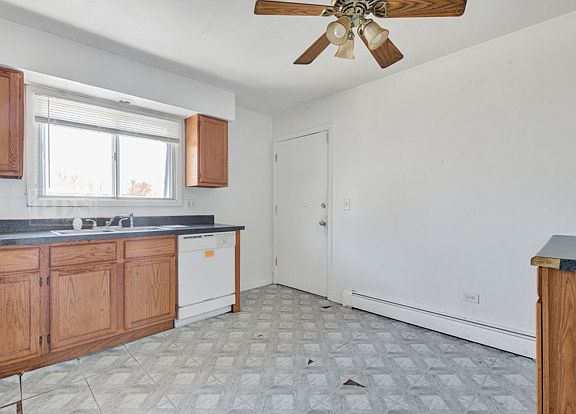 4th image of 1035 Todd Farm Dr APT 3
