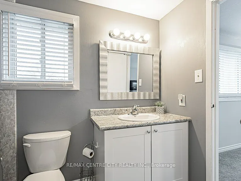 490 3rd St #19 — Photo 22