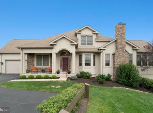 237 Country Club Dr, Telford, PA 18969
