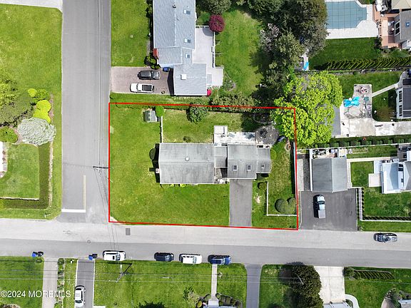 4th image of 2172 Terrace Place