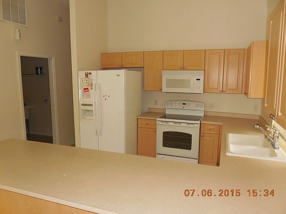 4th image of 3018 16th St W Unit 4
