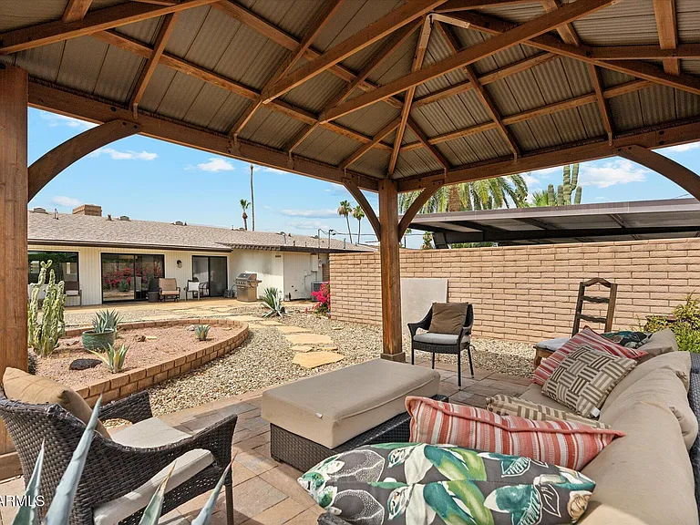 3736 E Glenrosa Ave — Photo 31