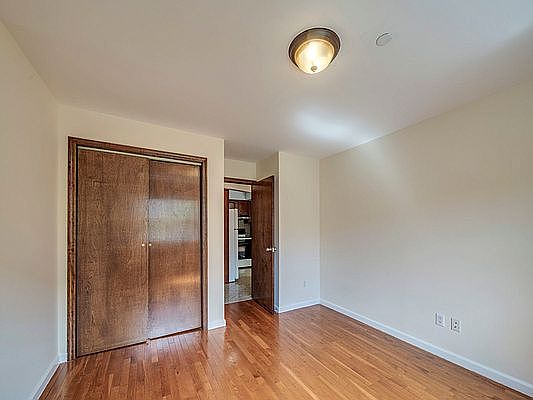 3rd image of 30-19 32nd St #3
