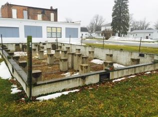 405 N Arch St, Monon, IN 47959