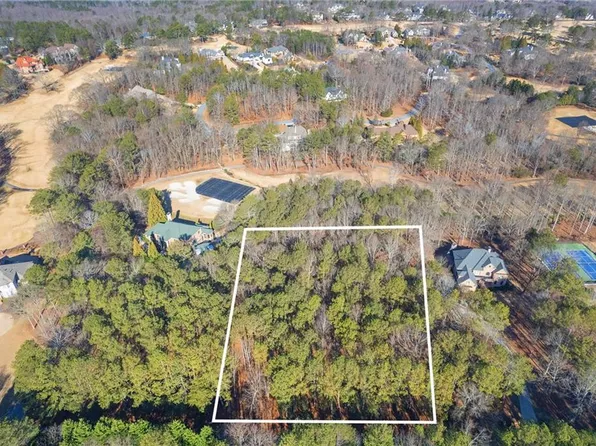 5063 Legends Dr #18, Braselton, GA 30517