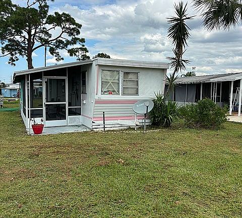 2nd image of 6046 Hannah Ln #51