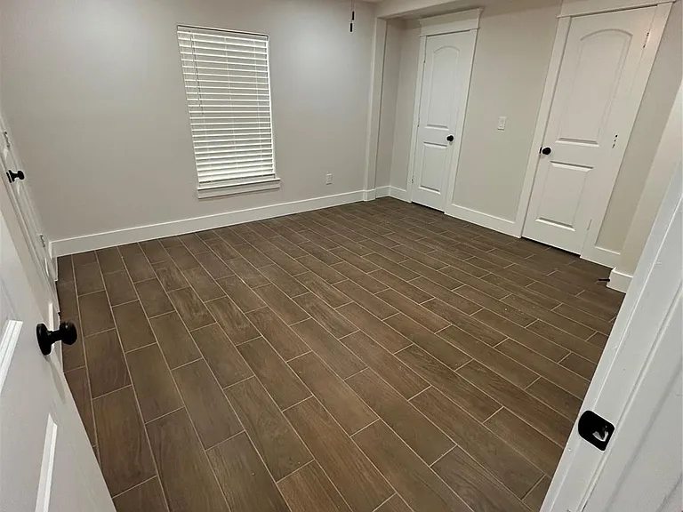 5924 Honeysuckle Dr — Photo 9