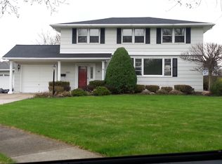 61 Jeanmoor Rd, Buffalo, NY 14228