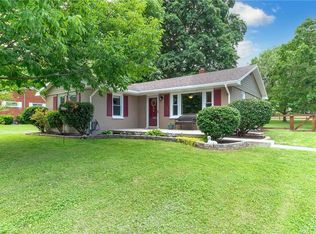 3592 Echo Hill Ln, Dayton, OH 45430