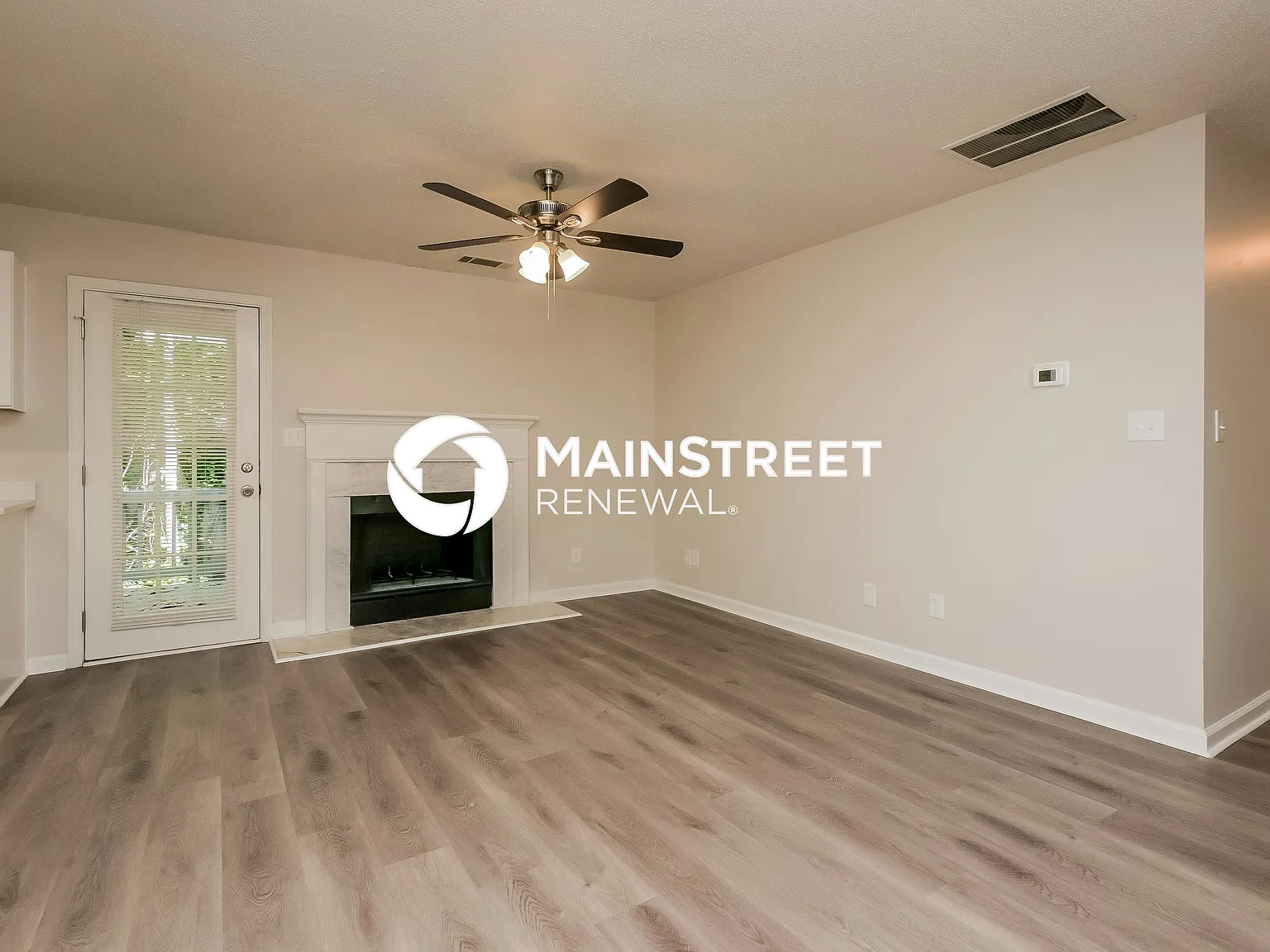 1103 Briar Cove Ct — Photo 2