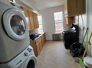 119 Taaffe Pl #R3, Brooklyn, NY 11205