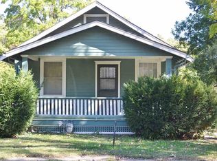 1230 SW Wayne Ave, Topeka, KS 66604