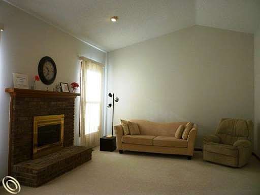 4th image of 24343 Venice Dr
