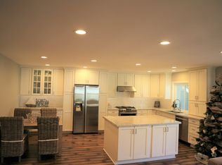21112 Windchild Ln, Huntington Beach, CA 92646