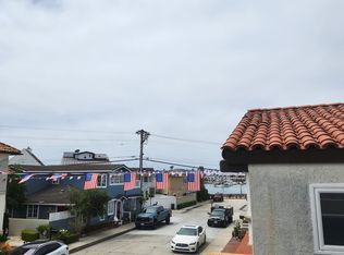 121.5 Turquoise Ave, Newport Beach, CA 92662