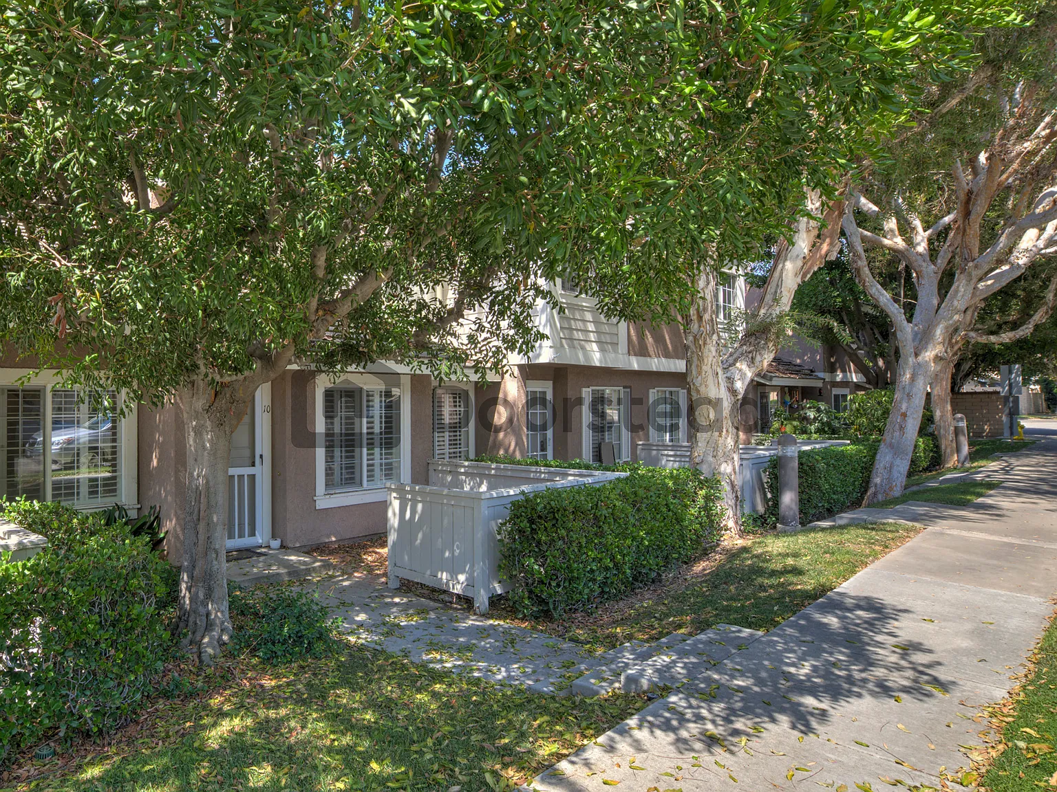 2 bed, 2.5 bath, 1150 sqft, $3,690 — Photo 3