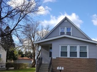 1960 Illinois St #LL, Des Plaines, IL 60018