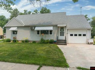 35 7th Ave S, Saint James, MN 56081