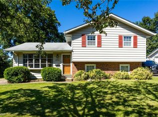 13916 Starlite Dr, Brookpark, OH