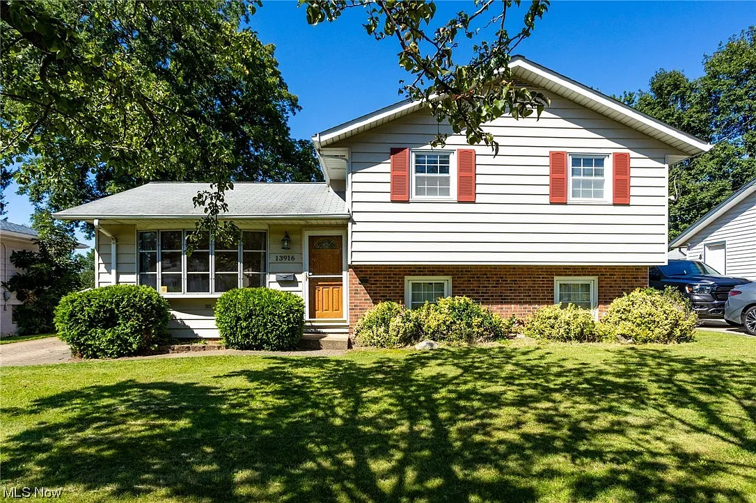 13916 Starlite Dr photo 1