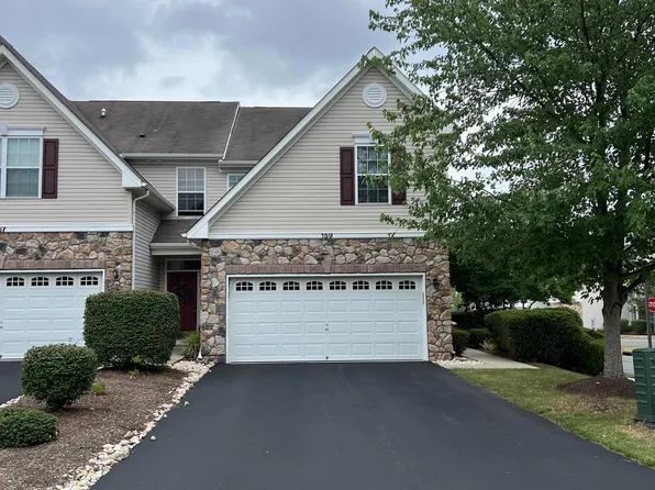 159 Valmore Ct, Pennington, NJ 08534