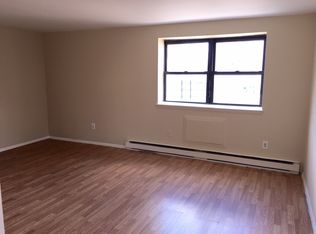 217 Hollister Ave APT A2, Bridgeport, CT 06607