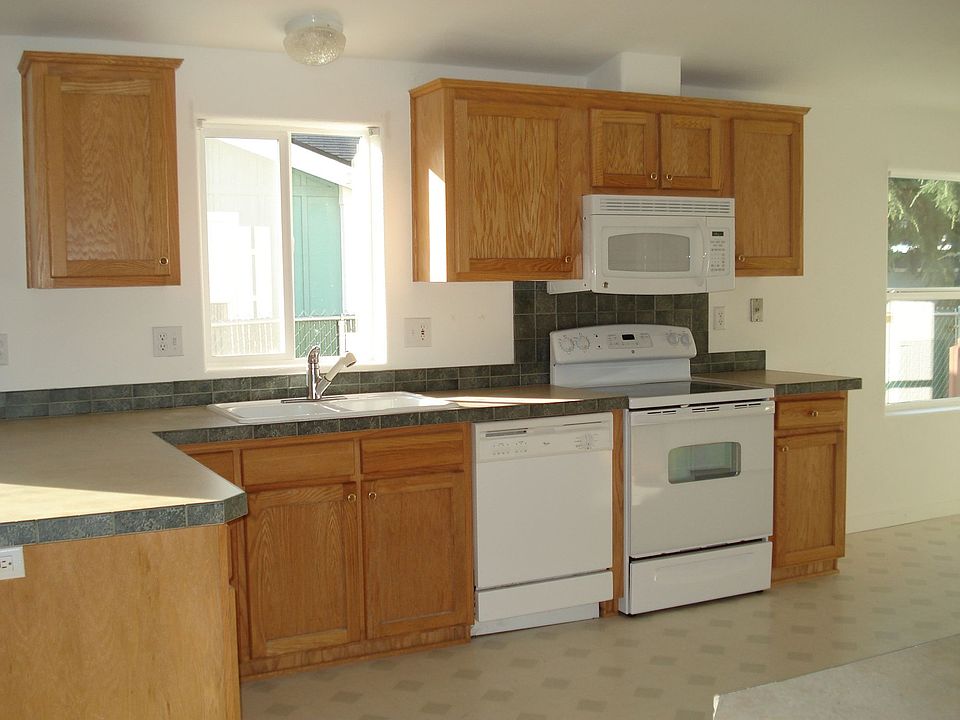 2nd image of 201 W Oakview Ave Unit 6