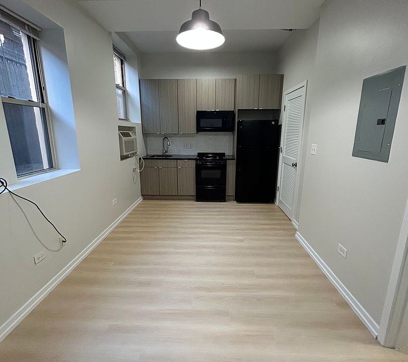 1st image of 5051 N Kenmore Ave APT 104