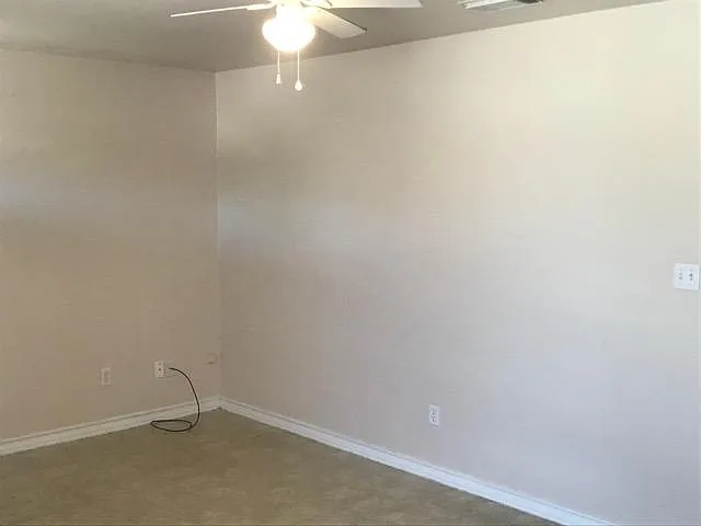 1000 N Brents Ave — Photo 10