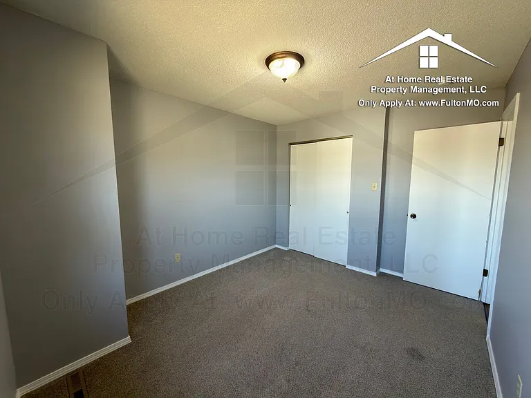 1904 Springdale Ct — Photo 27