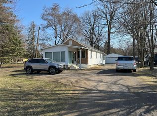 31680 Hayes Rd, Fraser, MI 48026